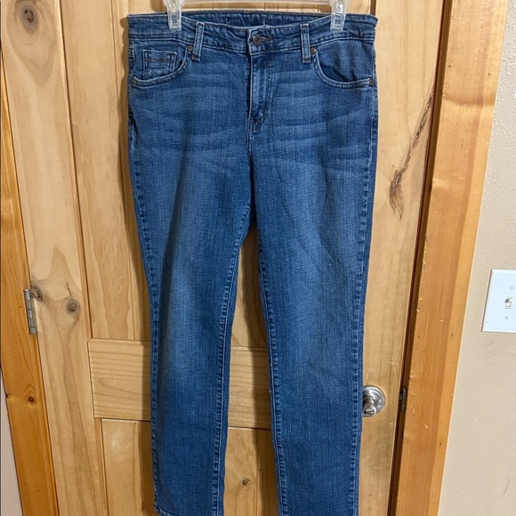 Levi’s Classic Blue Women's Jeans - Picture 1 of 5